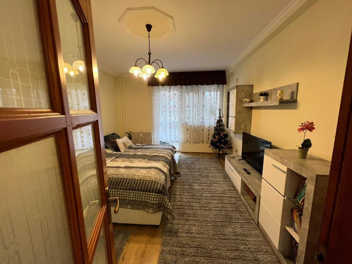 Anna Gyoengye Apartman デブレツェン エクステリア 写真