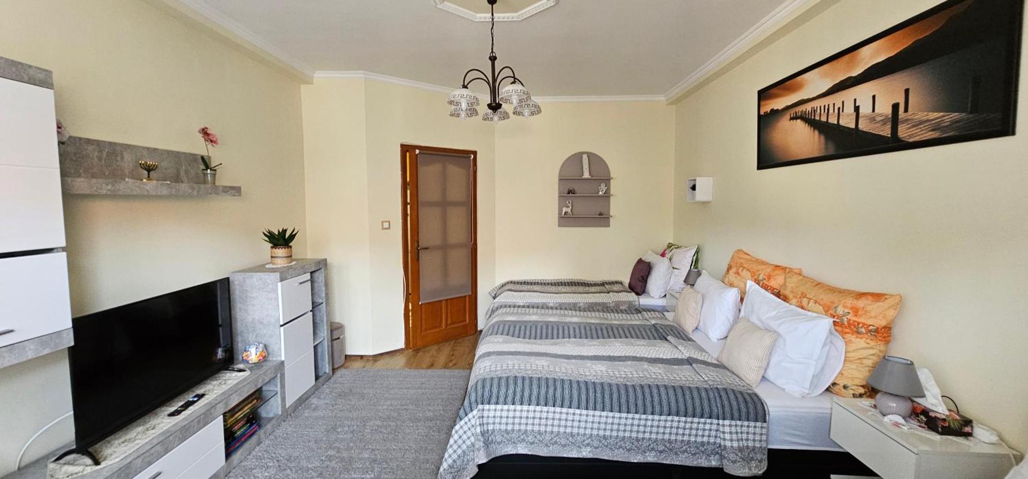 Anna Gyoengye Apartman デブレツェン エクステリア 写真